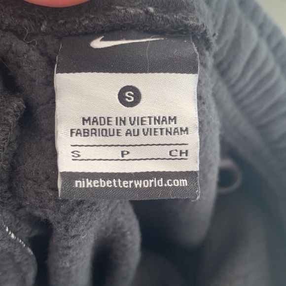 Warm Nike sweatpants - Picture 4 of 4